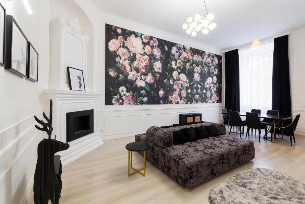 Leogrand Apartments On Lychakivska 3 Lviv Extérieur photo