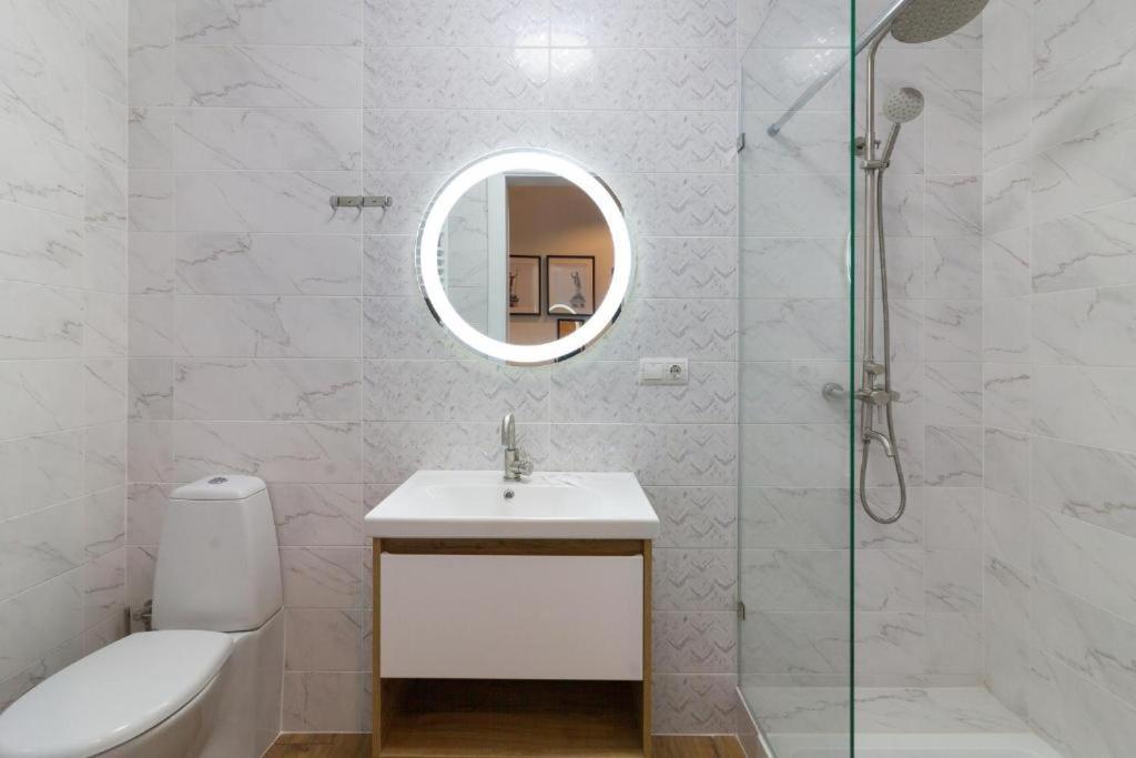 Leogrand Apartments On Lychakivska 3 Lviv Extérieur photo