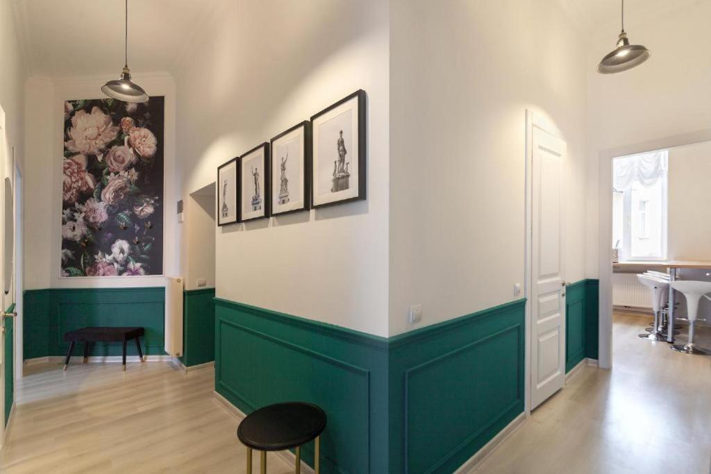 Leogrand Apartments On Lychakivska 3 Lviv Extérieur photo
